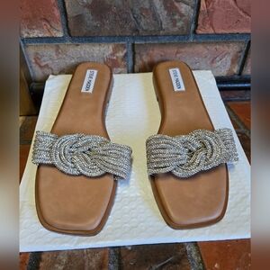 Steve Madden Rihinestones Sandals